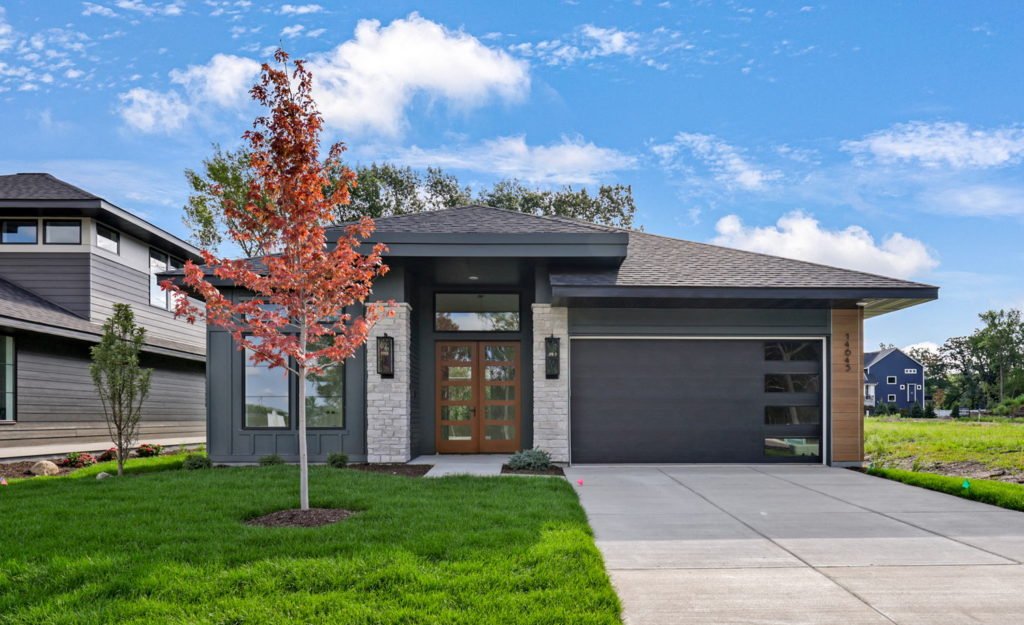 VillaHomeSavageMN02-1-e1662126808583-1024x625