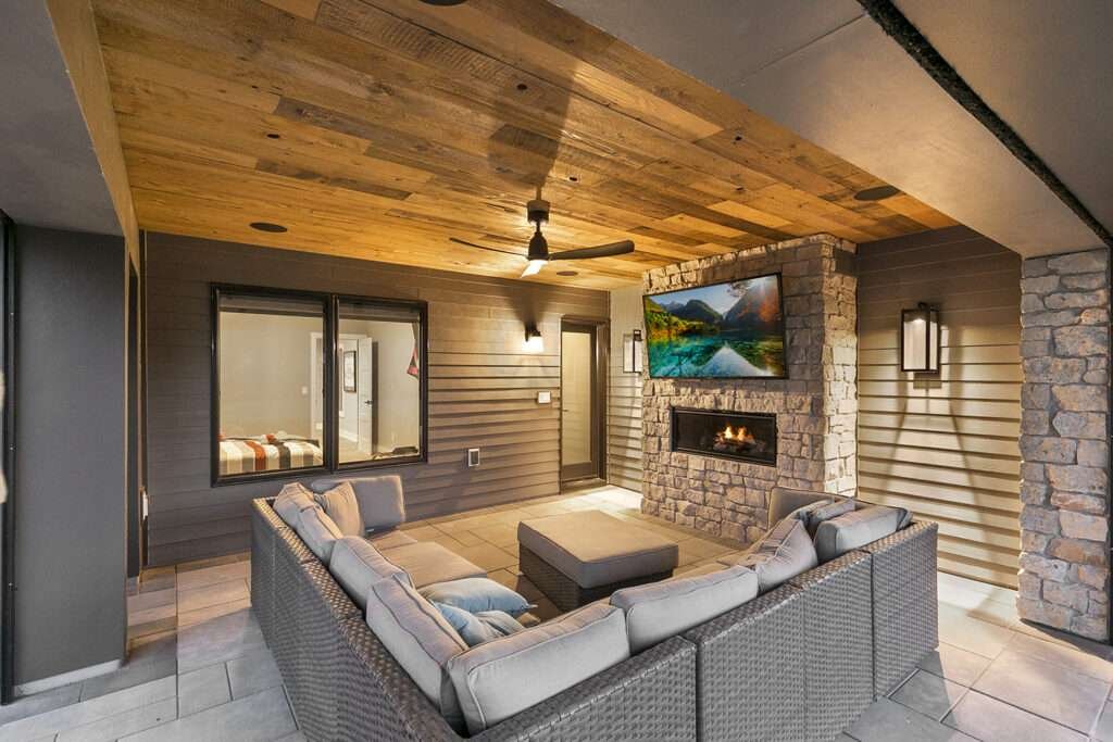 Deck and Patio Landscape Lighting Desing